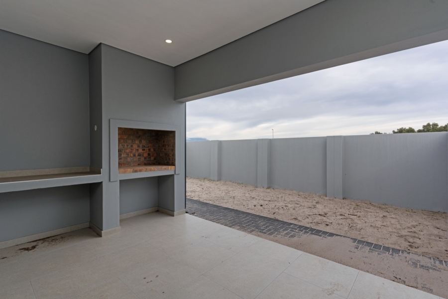 4 Bedroom Property for Sale in Sandown Western Cape